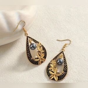 Equisite Black Enamel Earrings